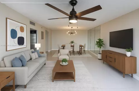 17890 W Dixie Hwy 414 Hwy #414, North Miami Beach, FL 33160