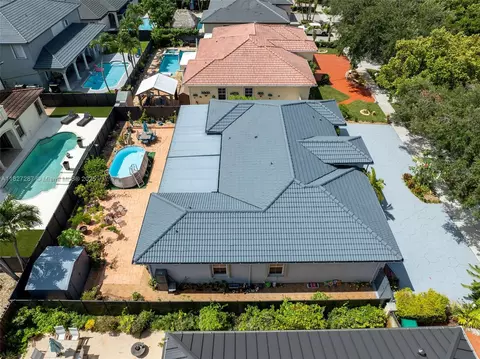 View/Area - 16523 NW 77th Path, Miami Lakes, FL 33016 photo 14 of 14