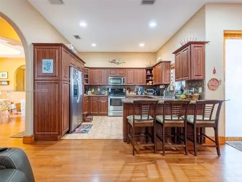 Kitchen - 16523 NW 77th Path, Miami Lakes, FL 33016 photo 4 of 4