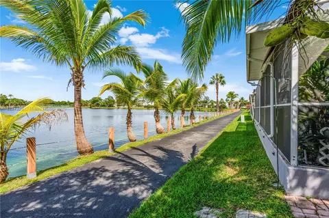 9891 SW 221st Ter, Cutler Bay, FL 33190