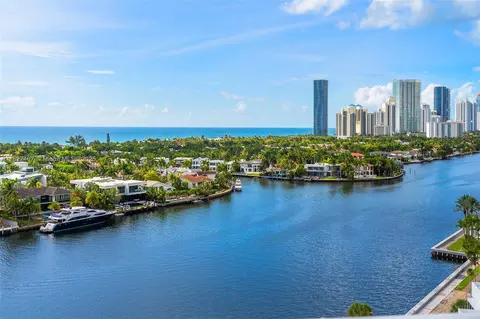 20515 E Country Club Dr #1547, Aventura, FL 33180