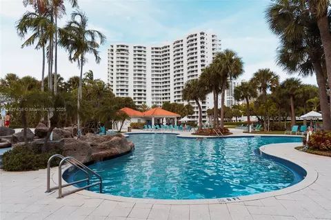 3300 NE 192nd St #701, Aventura, FL 33180