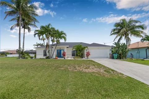 2607 Surfside Blvd, Cape Coral, FL 33914