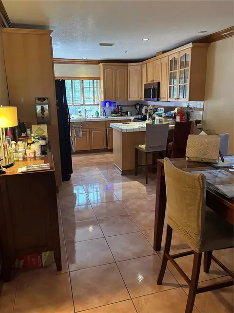 14520 Sabal Dr, Miami Lakes, FL 33014 photo 3