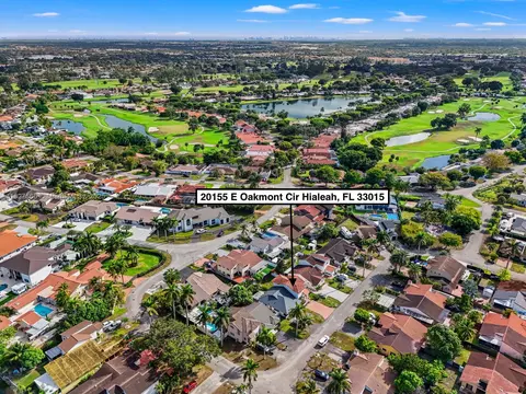 View/Area - 20155 E Oakmont Cir, Hialeah, FL 33015 photo 2 of 4