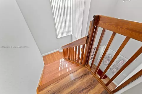 Entry Way - 20155 E Oakmont Cir, Hialeah, FL 33015 photo 2 of 4