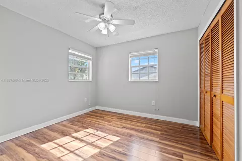 Bedroom - 20155 E Oakmont Cir, Hialeah, FL 33015 photo 3 of 5
