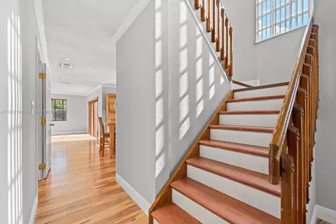 Entry Way - 20155 E Oakmont Cir, Hialeah, FL 33015 photo 1 of 4