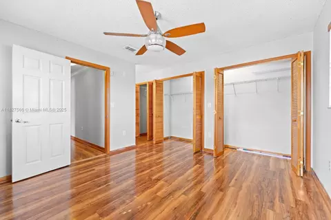 Bedroom - 20155 E Oakmont Cir, Hialeah, FL 33015 photo 1 of 5