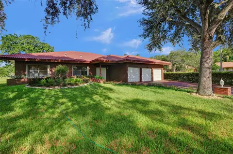 119 NW 81st Way, Coral Springs, FL 33071
