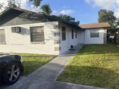 4809 SW 25th St, West Park, FL 33023
