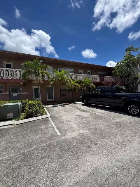 270 NE 191st St #108, Miami, FL 33179