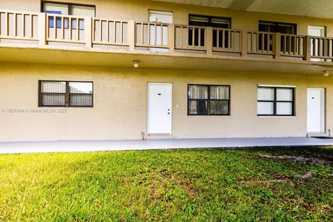 10370 SW 220th St #113, Cutler Bay, FL 33190