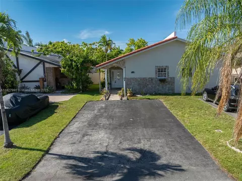 1115 NE 1st Ct #A, Hallandale Beach, FL 33009