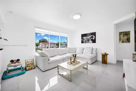 40 W 63rd St, Hialeah, FL 33012 photo 10