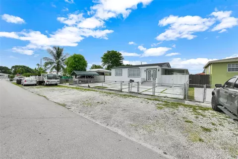 40 W 63rd St, Hialeah, FL 33012 photo 44