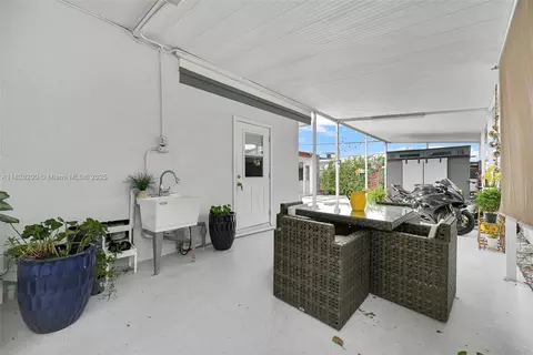 40 W 63rd St, Hialeah, FL 33012 photo 49