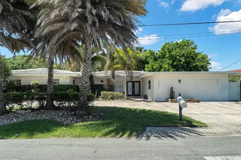 3210 Dover Rd, Pompano Beach, FL 33062