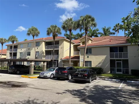 470 S Park Rd #7-308, Hollywood, FL 33021