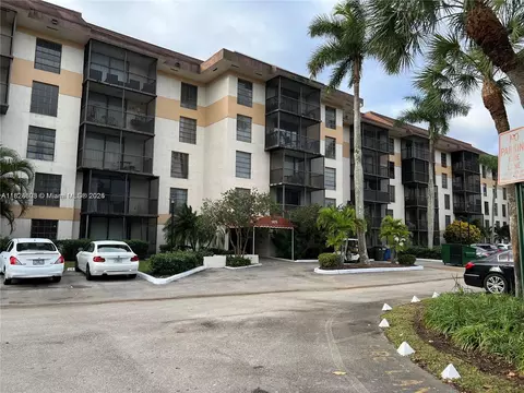5570 NW 44th St #509A, Lauderhill, FL 33319