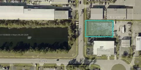 2513 NE 9th Ave, Cape Coral, FL 33909