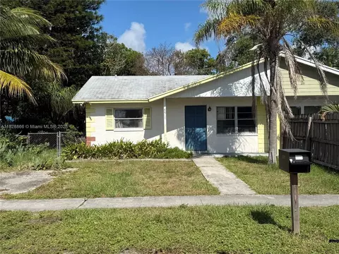 3273 Grove Rd, Boynton Beach, FL 33435