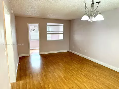 251 Galen Dr #112E, Key Biscayne, FL 33149