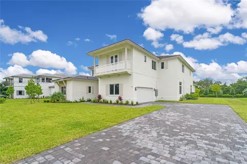 2210 SW 122nd Ter, Davie, FL 33325