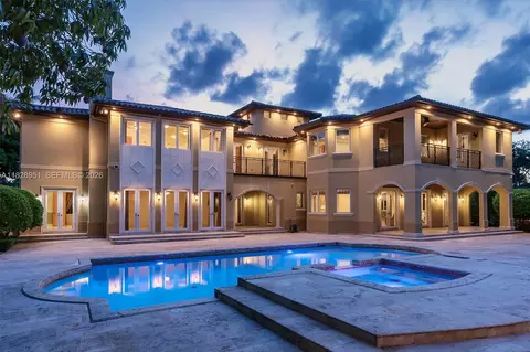 10851 SW 63rd Ave, Pinecrest, FL 33156