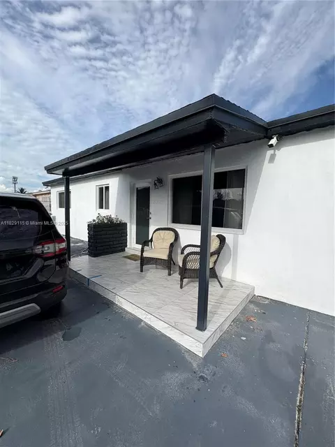 9020 NW 32nd Ave, Miami, FL 33147