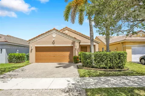 1153 Areca Way, Weston, FL 33327