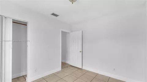 601 SE 8th Pl, Hialeah, FL 33010 photo 17