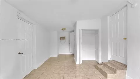 601 SE 8th Pl, Hialeah, FL 33010 photo 20