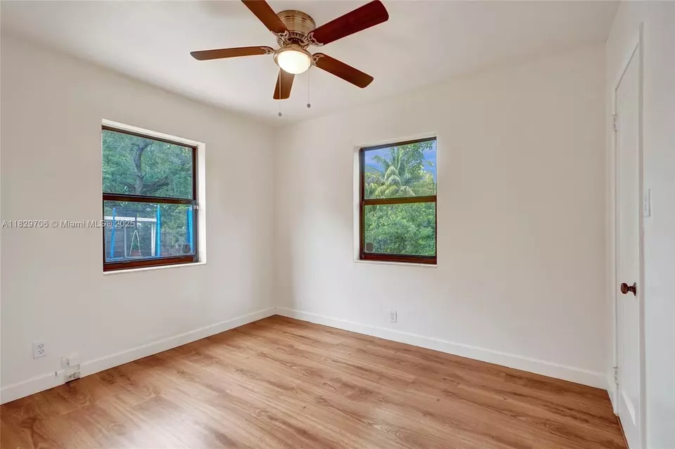 Bedroom - 871 NE 122nd St, North Miami, FL 33161 photo 3 of 6