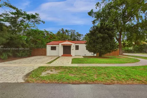 Other - 871 NE 122nd St, North Miami, FL 33161 photo 1 of 15
