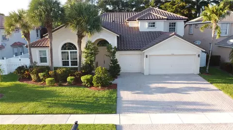 7044 Brunswick Cir, Boynton Beach, FL 33472