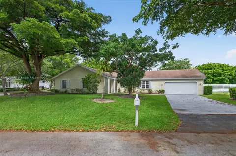 14861 SW 149th St, Miami, FL 33196