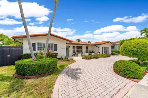 5002 SW 87th Pl, Miami, FL 33165