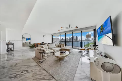 1000 Venetian Way #708, Miami Beach, FL 33139