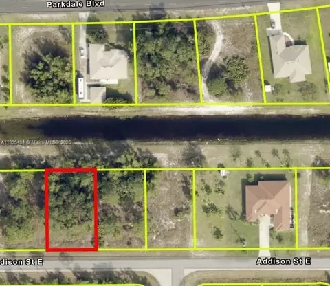 511 Addison St E, Lehigh Acres, FL 33974
