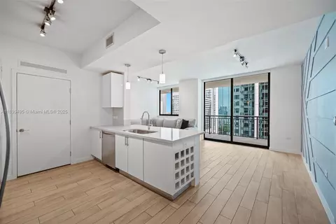 999 SW 1st Ave #1615, Miami, FL 33130