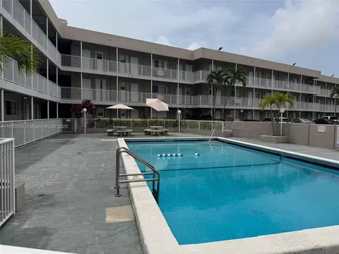 6580 Santona St #A34, Coral Gables, FL 33146