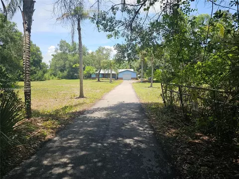 2050 Evans, Labelle, FL 33935