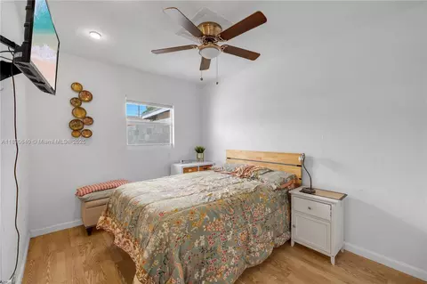 Bedroom - 21389 NW 39th Ave, Miami Gardens, FL 33055 photo 4 of 5