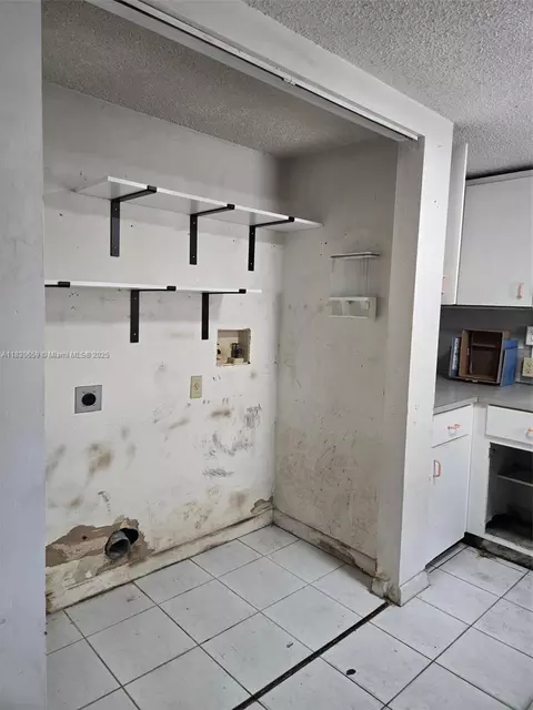 Other - 2277 W 69th St #2277A, Hialeah, FL 33016 photo 3 of 9