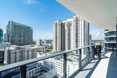 45 SW 9th St #1906, Miami, FL 33130