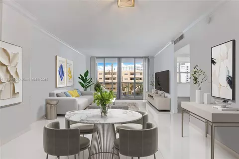 401 69th St #308, Miami Beach, FL 33141