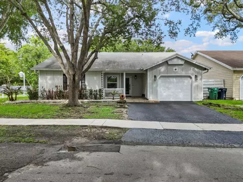 14913 SW 143rd Ct, Miami, FL 33186