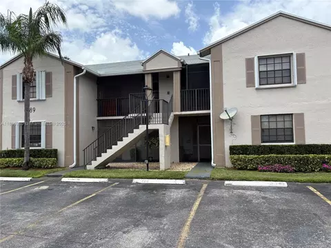 889 Hamilton Dr #889H, Homestead, FL 33034