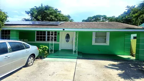 620 W Branch St, Lantana, FL 33462
